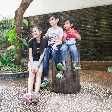 Chayada Garden House And Resort Hotel Nakhonratchasima Buitenkant foto