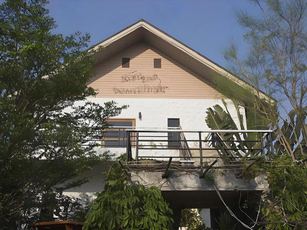 Chayada Garden House And Resort Hotel Nakhonratchasima Buitenkant foto