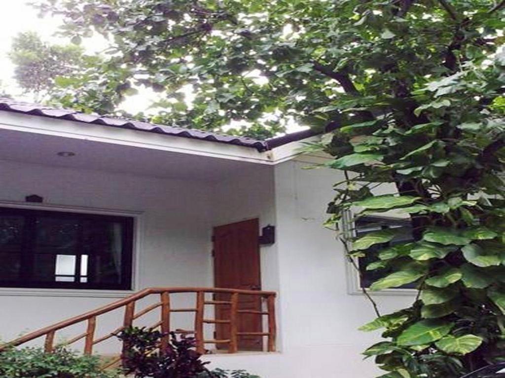 Chayada Garden House And Resort Hotel Nakhonratchasima Buitenkant foto