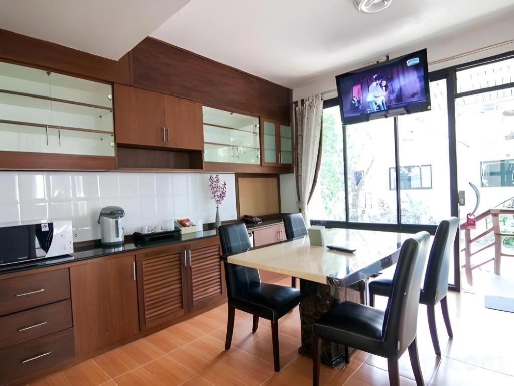 Chayada Garden House And Resort Hotel Nakhonratchasima Buitenkant foto