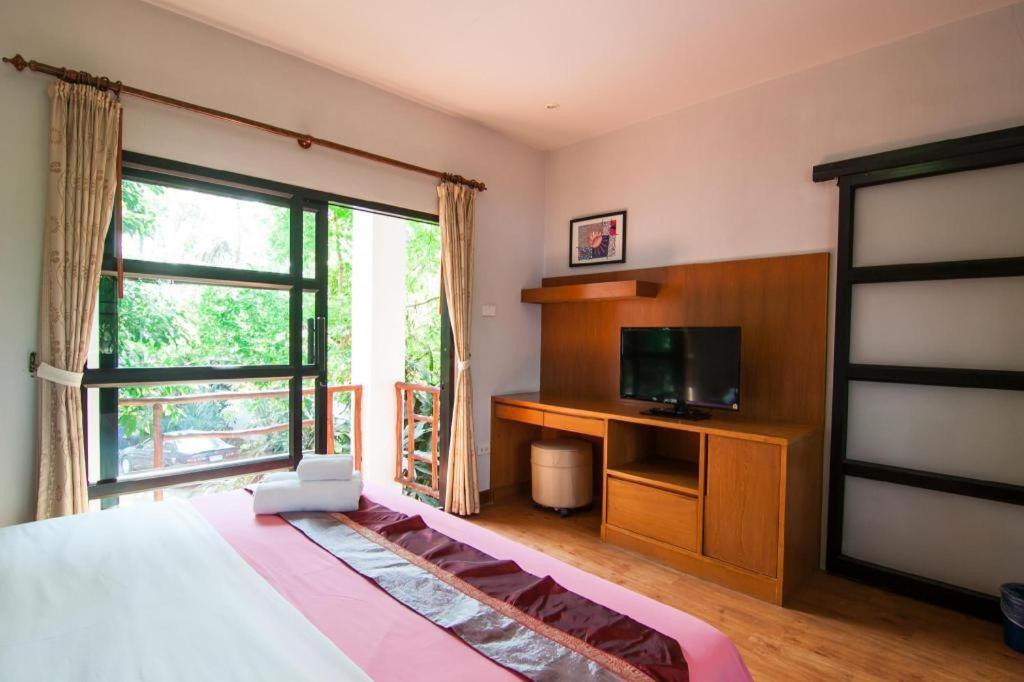Chayada Garden House And Resort Hotel Nakhonratchasima Buitenkant foto