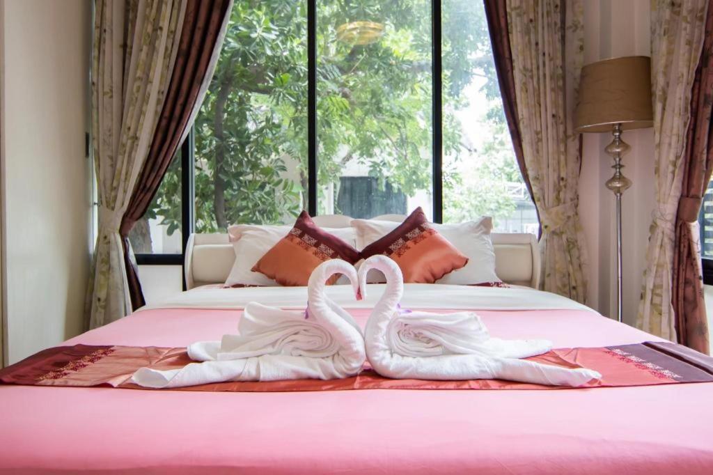 Chayada Garden House And Resort Hotel Nakhonratchasima Buitenkant foto
