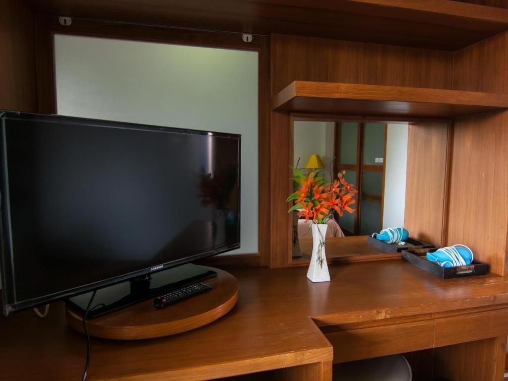 Chayada Garden House And Resort Hotel Nakhonratchasima Buitenkant foto