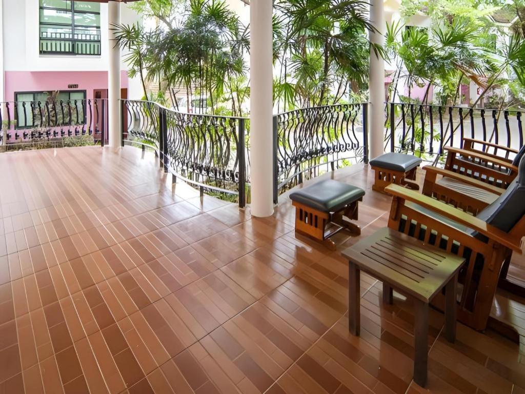 Chayada Garden House And Resort Hotel Nakhonratchasima Buitenkant foto