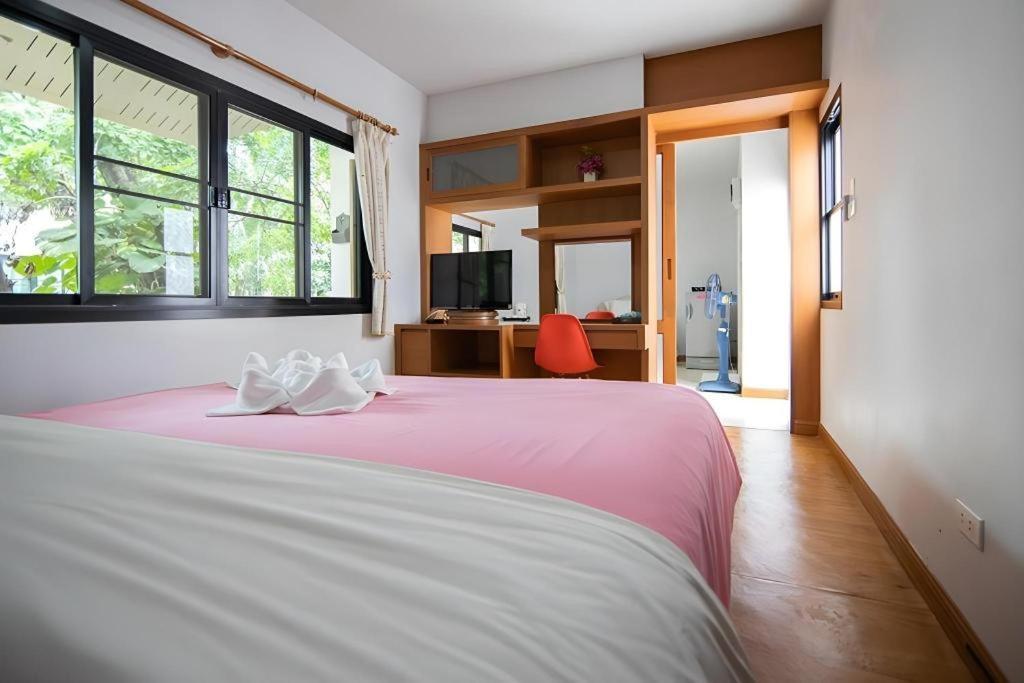 Chayada Garden House And Resort Hotel Nakhonratchasima Buitenkant foto
