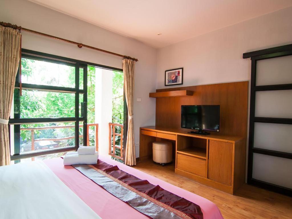 Chayada Garden House And Resort Hotel Nakhonratchasima Buitenkant foto